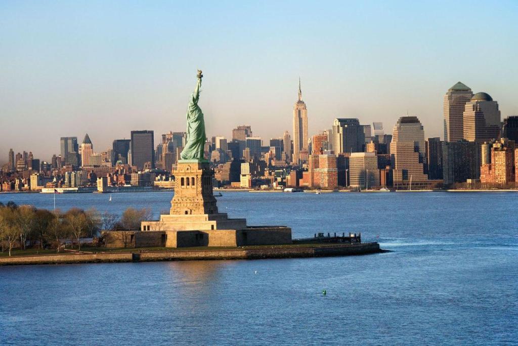 Statue of liberty - NewYork, USA [Reuters]